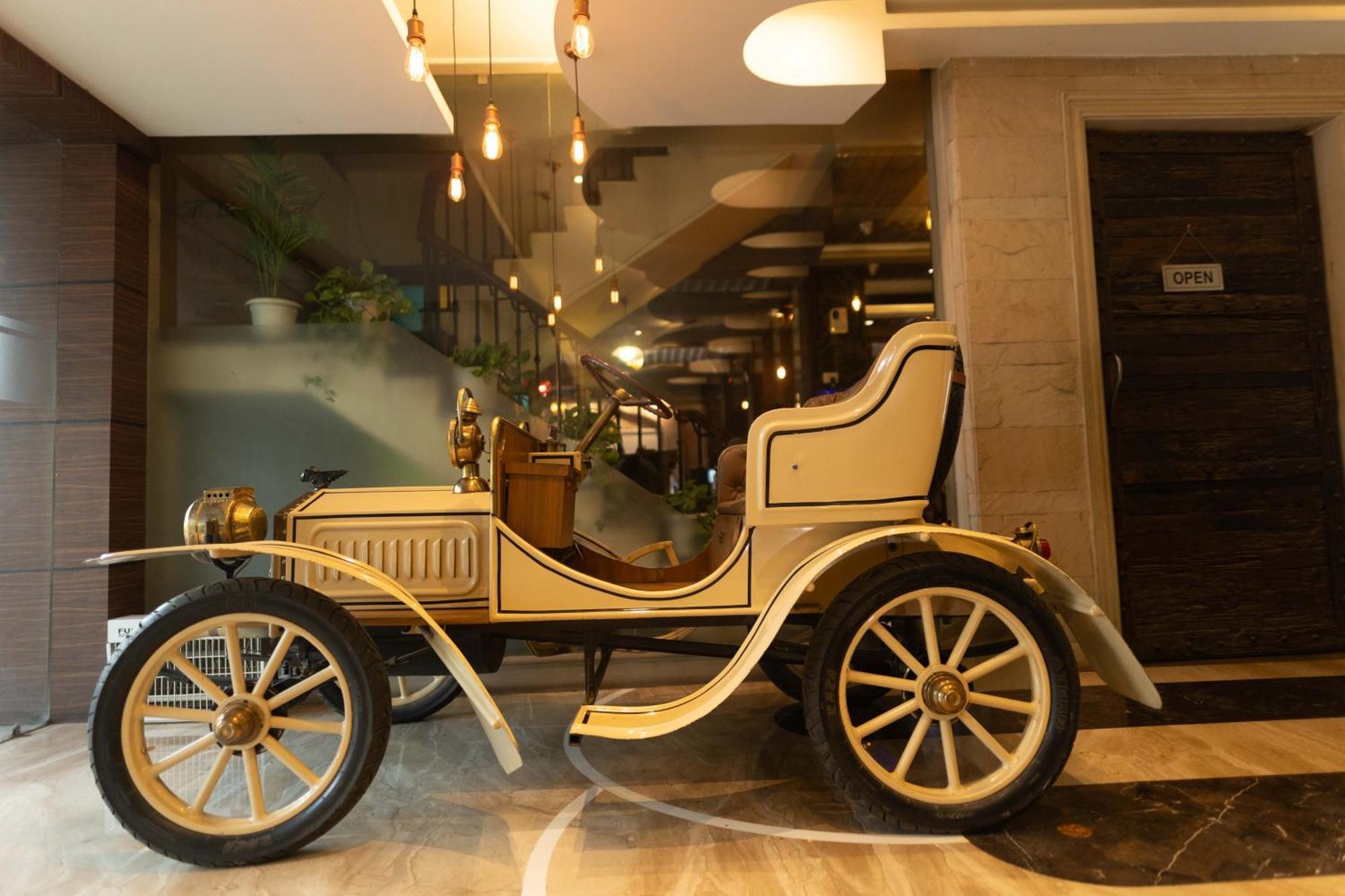 New Hotel Broadway Benares Buitenkant foto