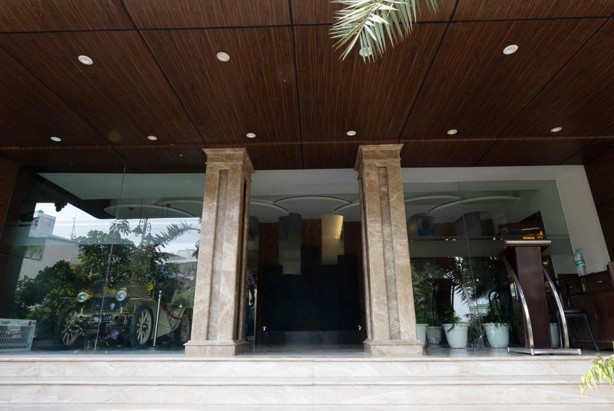 New Hotel Broadway Benares Buitenkant foto