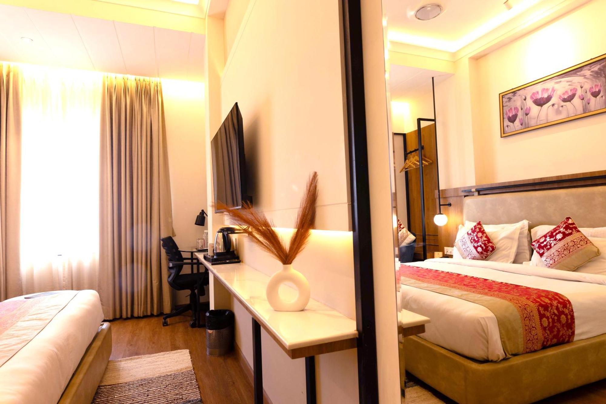 New Hotel Broadway Benares Buitenkant foto