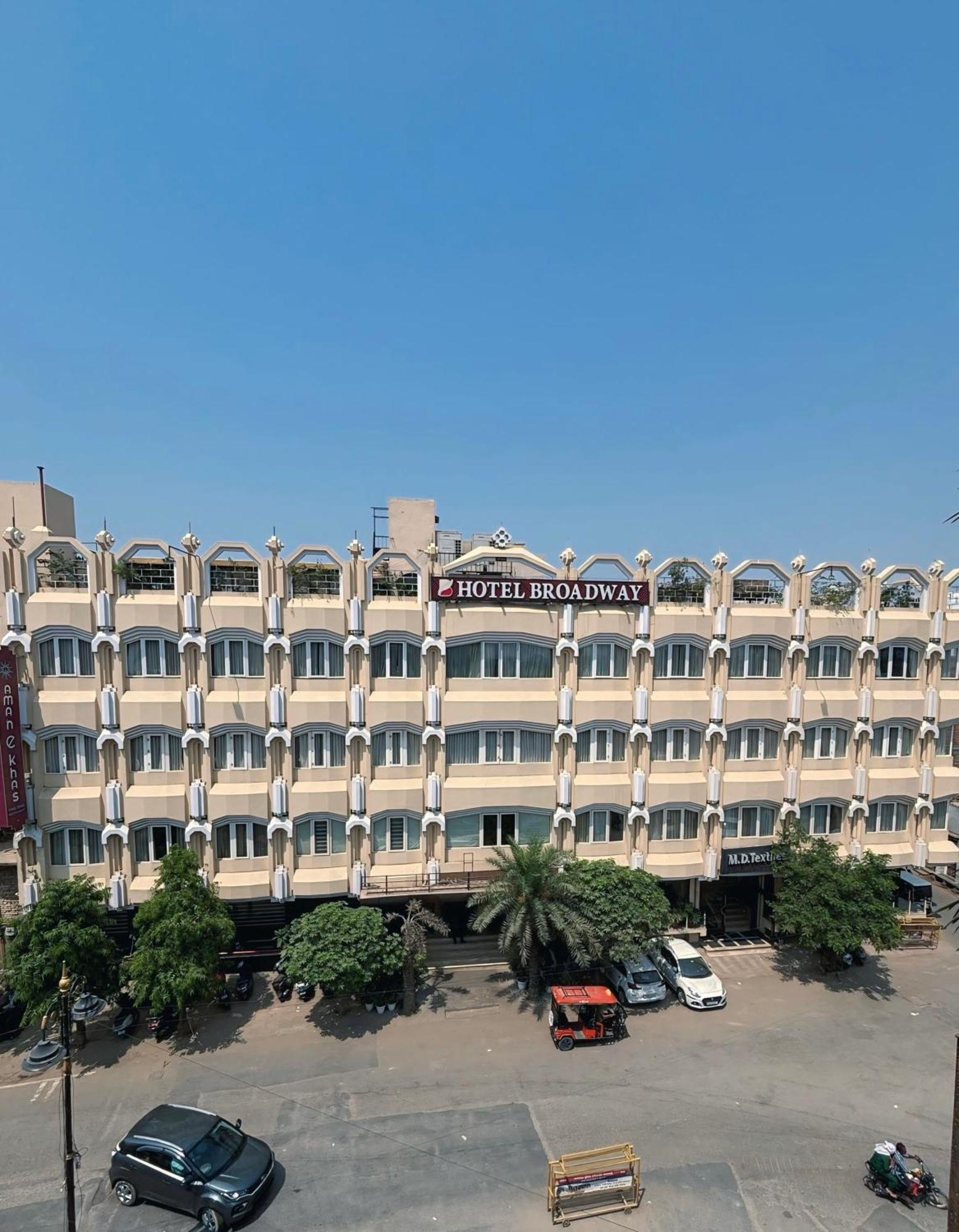 New Hotel Broadway Benares Buitenkant foto